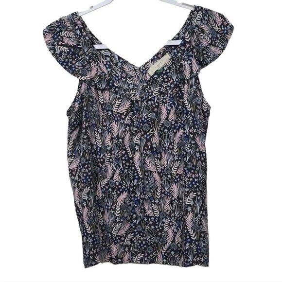 LOFT Petites Meadow Ruffle Strap Shell Flutter Sleeve Floral V-Neck Blouse MP - Picture 8 of 8